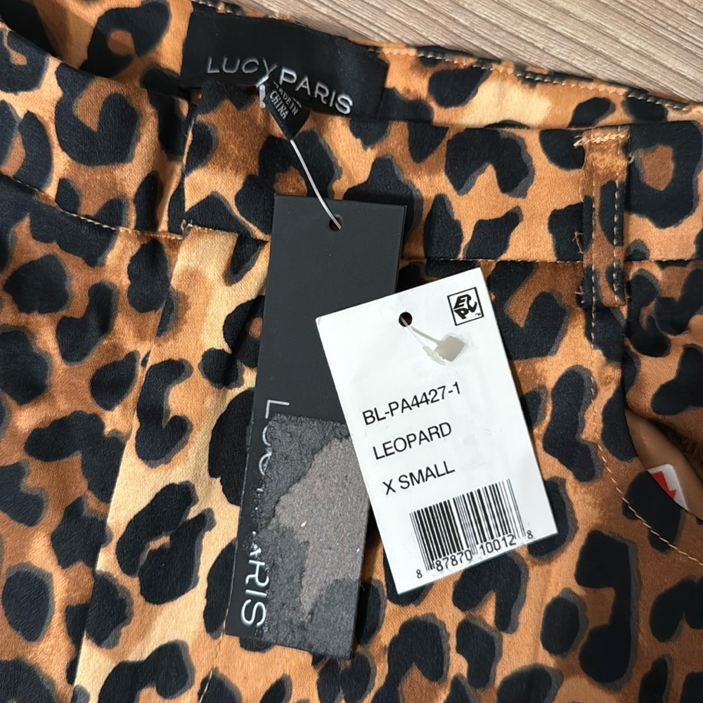 Lucy Paris Nahla Brown Leopard Print Straight Leg Pants Women's Sz XS NWT - Picture 3 of 6